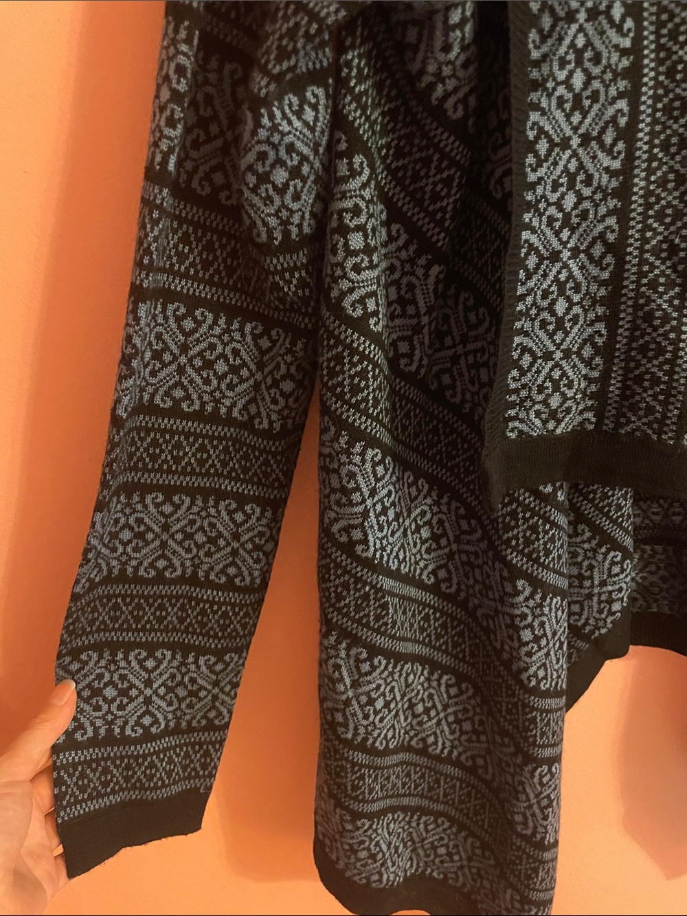 Forever 21 Black and Blue Open-Front Patterned Cardigan - Picture 5 of 7